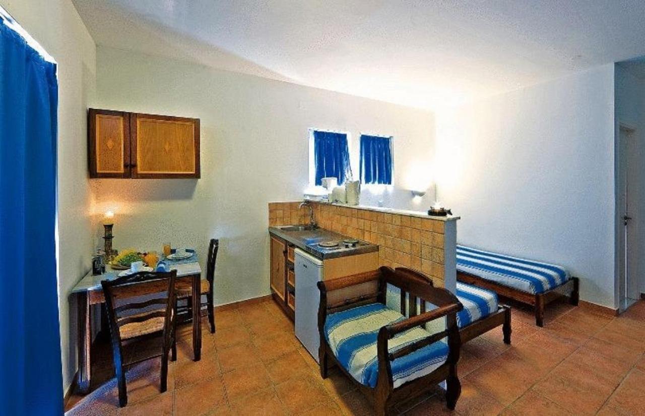 Katikies Studios & Apartments Lardos Dış mekan fotoğraf